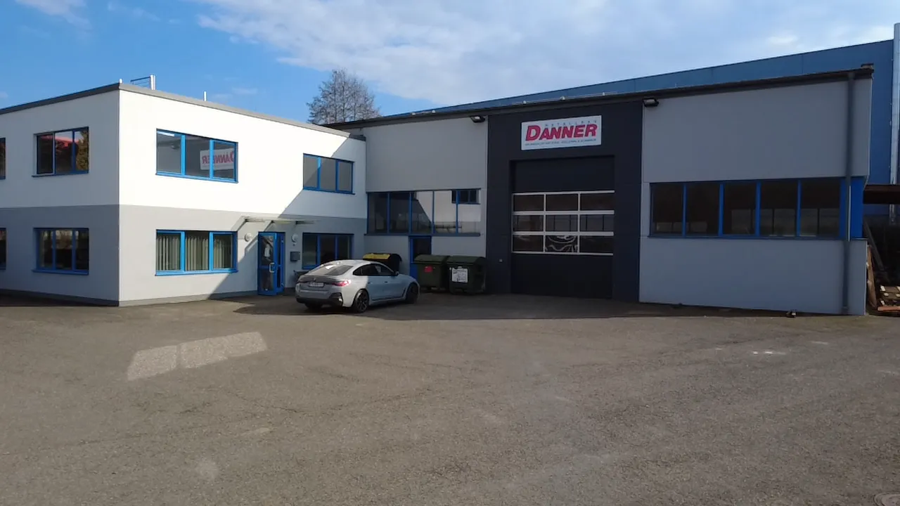 Metallbau Danner GmbH – Firmengebäude in Engerwitzdorf